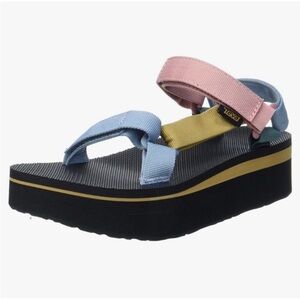 NWOT Tevas Women's Colorful Flatform Sandals